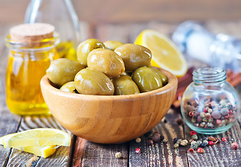 Image showing green olives