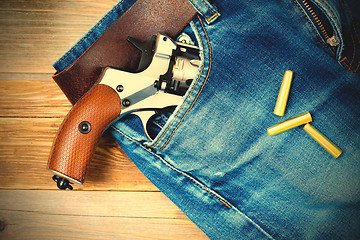 Image showing revolver in the pocket