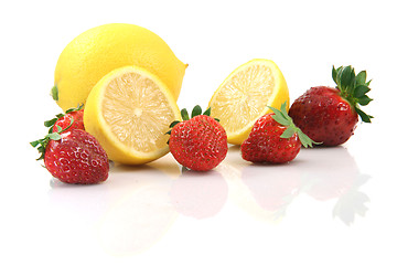 Image showing lemons and strawberries