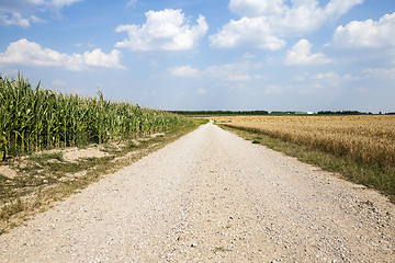 Image showing road in a field  