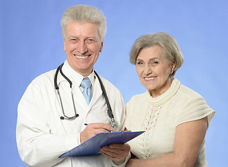 Image showing doctor with a patient