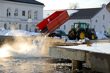 Image showing Winter work # 04