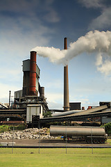 Image showing Active steel mill smelter emiting billowing toxic fumes