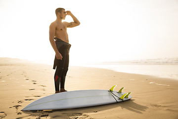 Image showing Searching for the swell