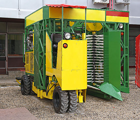 Image showing Raspberry Harvester