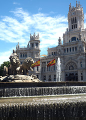 Image showing city hall  Palace Cybele Palacio de Cibelas  statue and fountain