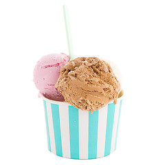 Image showing Ice cream scoop in paper cup