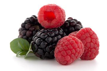 Image showing Raspberry with blackberry 