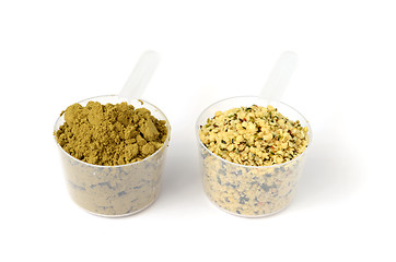 Image showing hemp protein powder and shelled hemp seeds