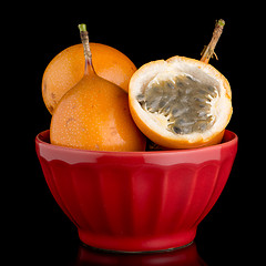 Image showing Passion fruit maracuja granadilla