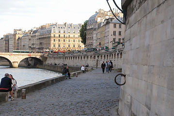 Image showing Seine embankment.