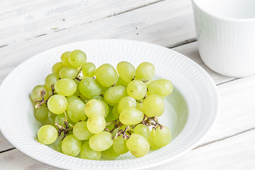 Image showing Plate with green grapes