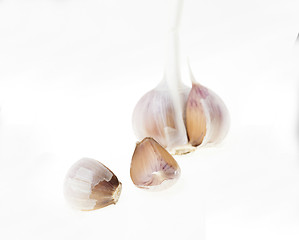 Image showing cloves of garlic  