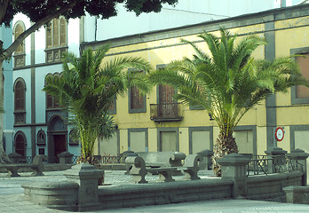 Image showing public park with monument Triana barrio neighborhood Vegueta Gra