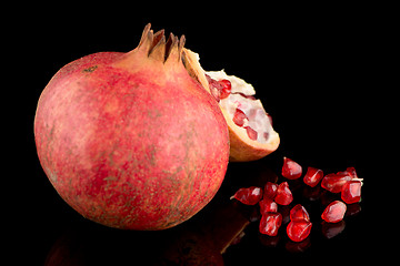 Image showing Ripe pomegranate fruit