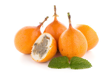 Image showing Passion fruit maracuja granadilla