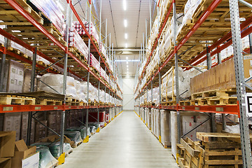 Image showing cargo boxes storing at warehouse shelves