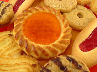 Image showing tart and biscuits