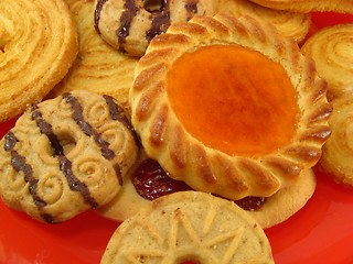 Image showing tart and biscuits