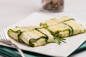 Image showing Interlaced courgettes or zucchini slices