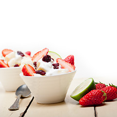 Image showing fruit and yogurt salad healthy breakfast