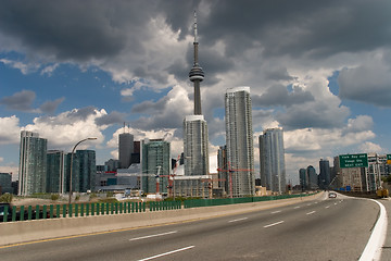 Image showing toronto downtown view from lake