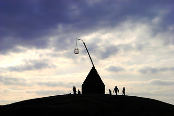 Image showing World's End bascule light