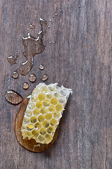 Image showing Honeycomb and honey