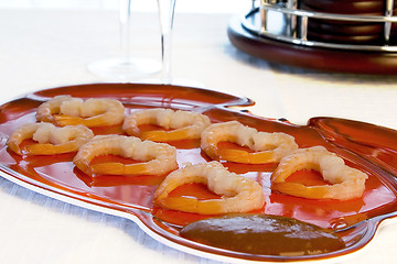 Image showing Shrimps on a Plate forming Hearts