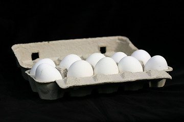 Image showing Box with eggs