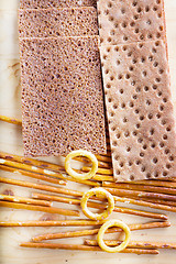 Image showing crispy food on table crispbread