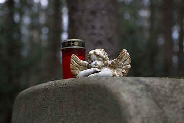 Image showing Stone angel at a grave