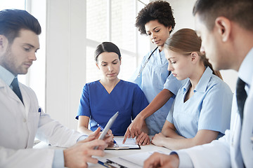 Image showing group of doctors meeting at hospital office