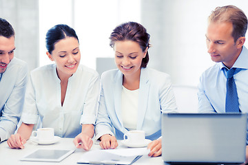 Image showing business team having discussion in office