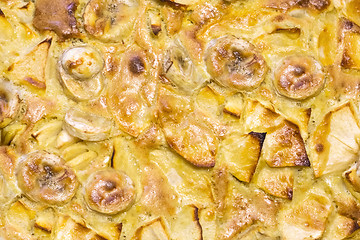 Image showing Charlotte pie with apples