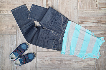 Image showing Flat lay picture of boy\'s casual outfit. 