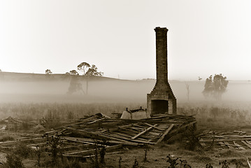 Image showing old farmhouse