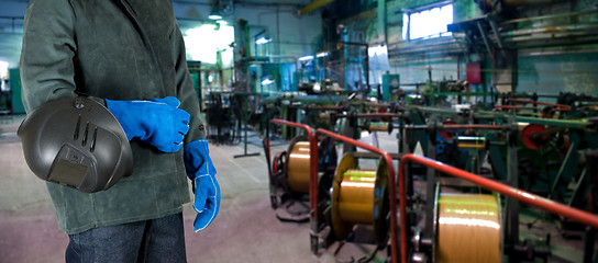 Image showing Worker welder at factory