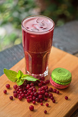 Image showing fruit drink with cranberries