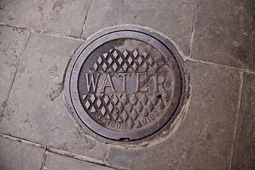 Image showing Water manhole cover in New Orleans