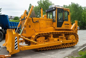 Image showing Bulldozer B10M on exhibition range