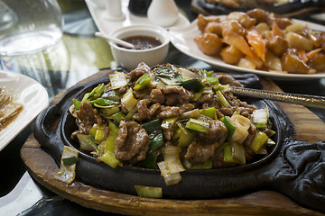 Image showing Chinese food with beef.