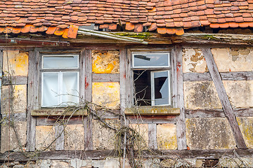 Image showing rundown old farmhouse