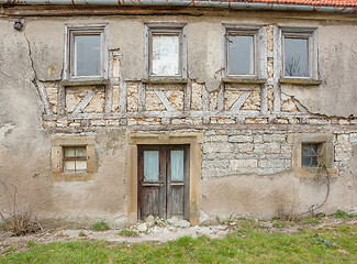 Image showing rundown old farmhouse
