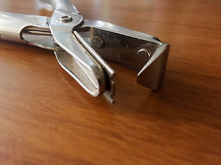 Image showing Staple remover