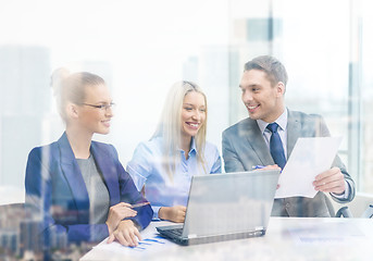 Image showing business team with laptop having discussion