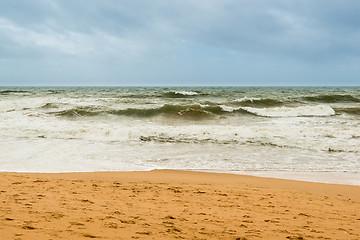 Image showing Waves on the beach