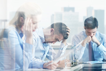 Image showing business people having problem in office