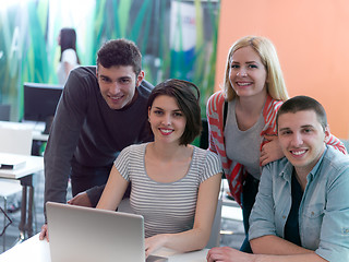 Image showing group of students study together in classroom