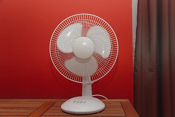 Image showing Electric table fan